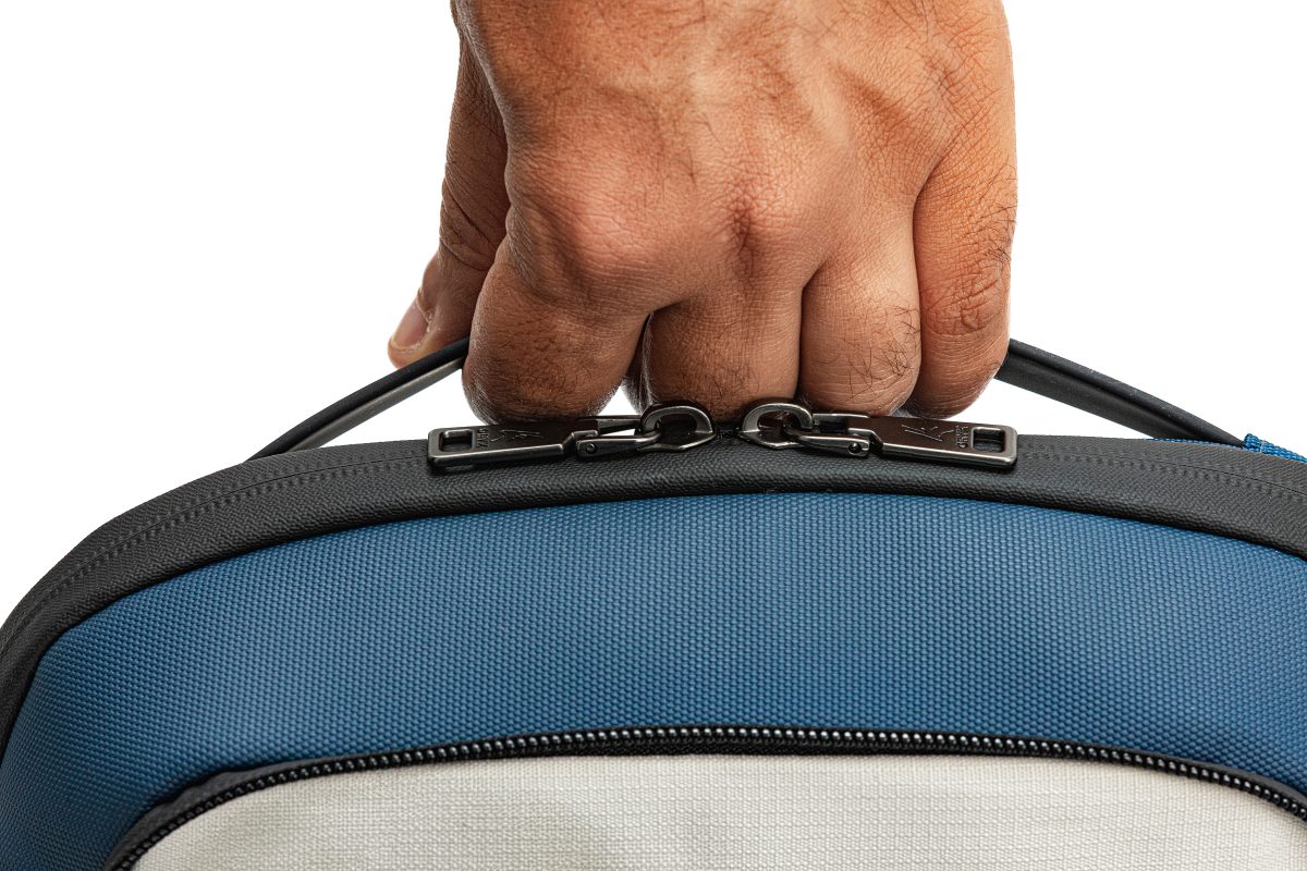 ⁦حقيبة "O-Elite" لتنظيم الإلكترونيات | حماية فائقة مقاومة للماء بتصميم احترافي وأنيق⁩ - الصورة ⁦33⁩