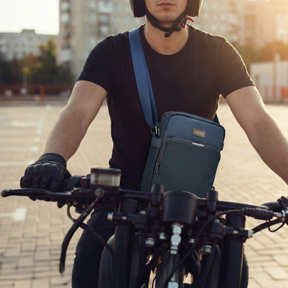 ⁦حقيبة السفر O-Cross خفيفة الوزن | تصميم عملي ومرن لراحة التنقل⁩ - الصورة ⁦5⁩